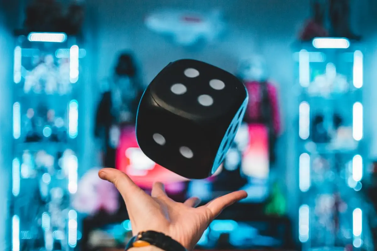 Gaming tournament tables
